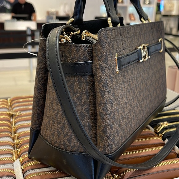 Michael Kors Reed Small Belted Logo Satchel Crossbody Center Zip Bag Purse 
NWT - Picture 2 of 16